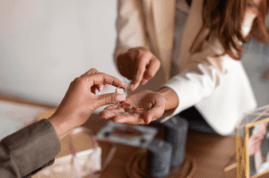 Leia mais sobre o artigo Diferença entre joalheiro e ourives?