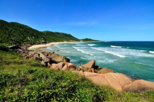 Read more about the article Turismo de praia no Brasil: Guia completo 2026