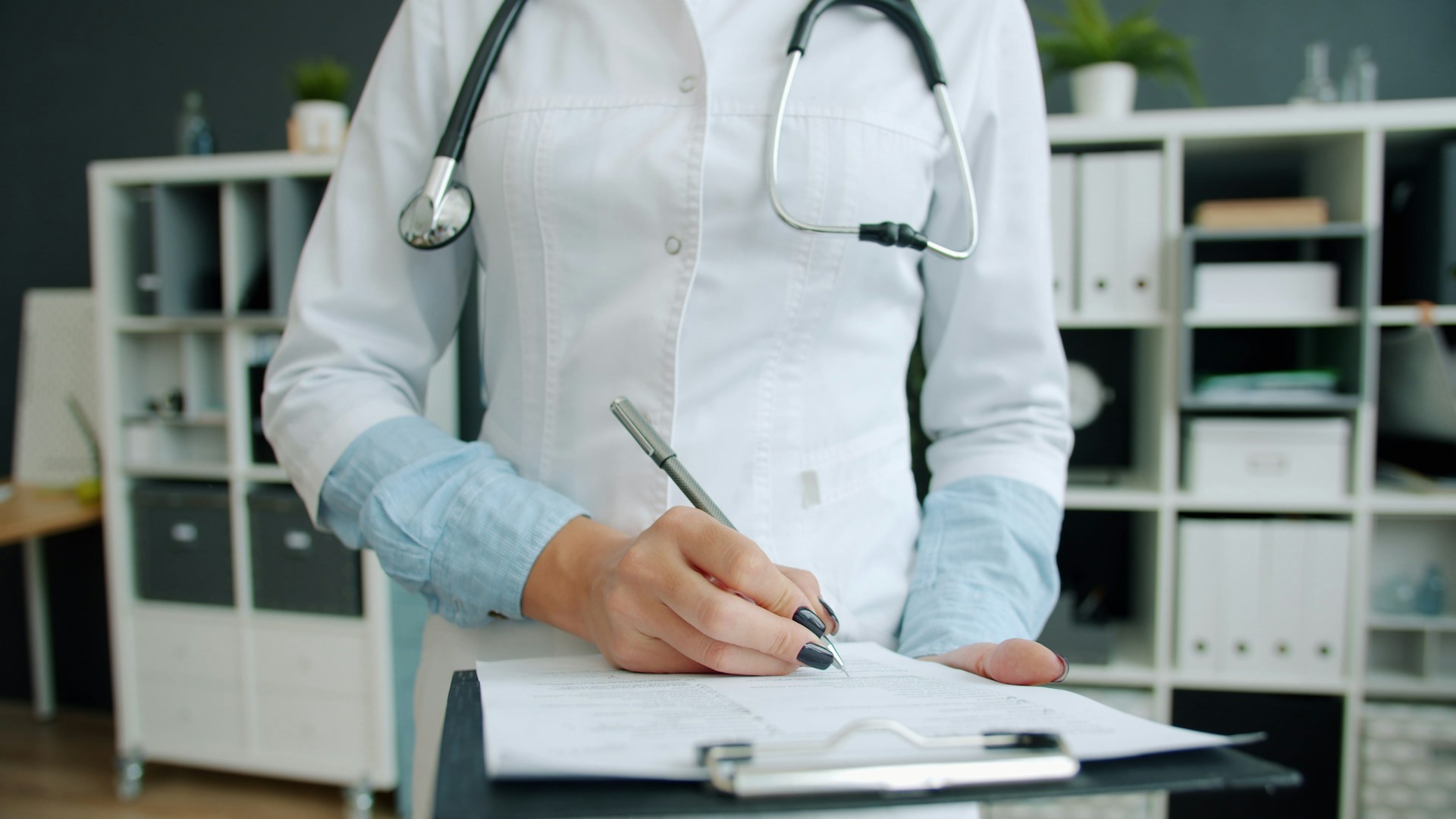 Read more about the article O patrão pode recusar o atestado médico? Descubra o que diz a lei
