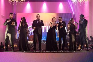 Read more about the article Banda do casamento de Viih Tube promove evento de gala e marca a noite paulistana com a Menegato Celebration